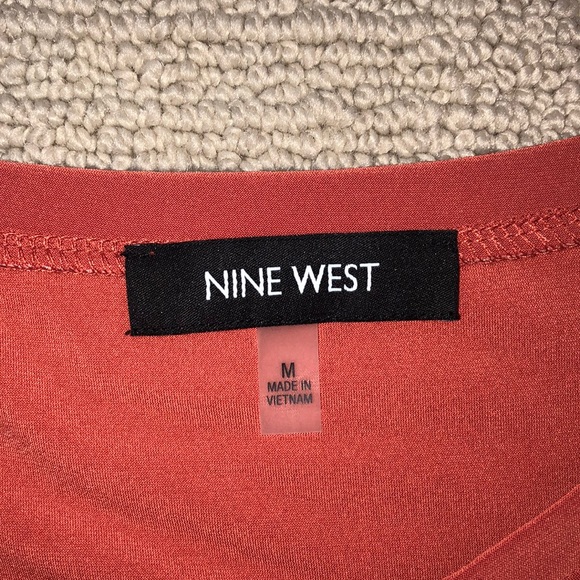 Nine West sleeveless top - Picture 3 of 6